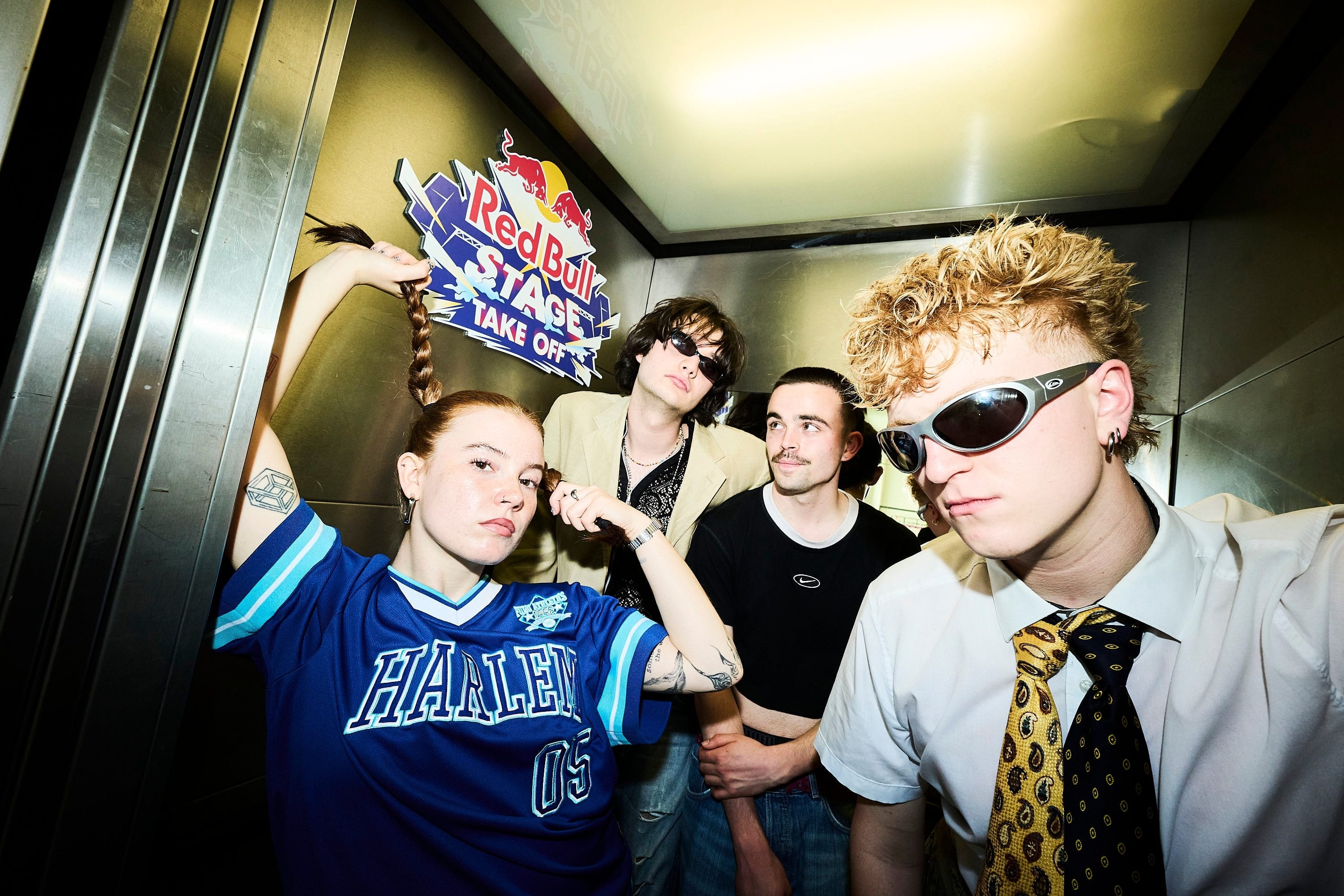 73367-21154-PURPLE_RedBullStageTakeOff_(c)RedBull-PhilippCarlRiedl.jpg